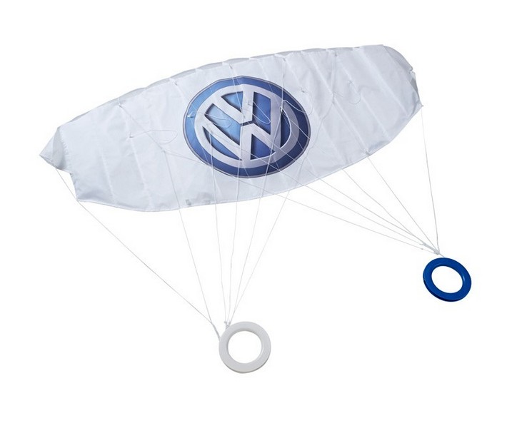 Lenkdrache Original VW Drachen Kit Matte 120x55 cm Spielzeug Weiß Logo